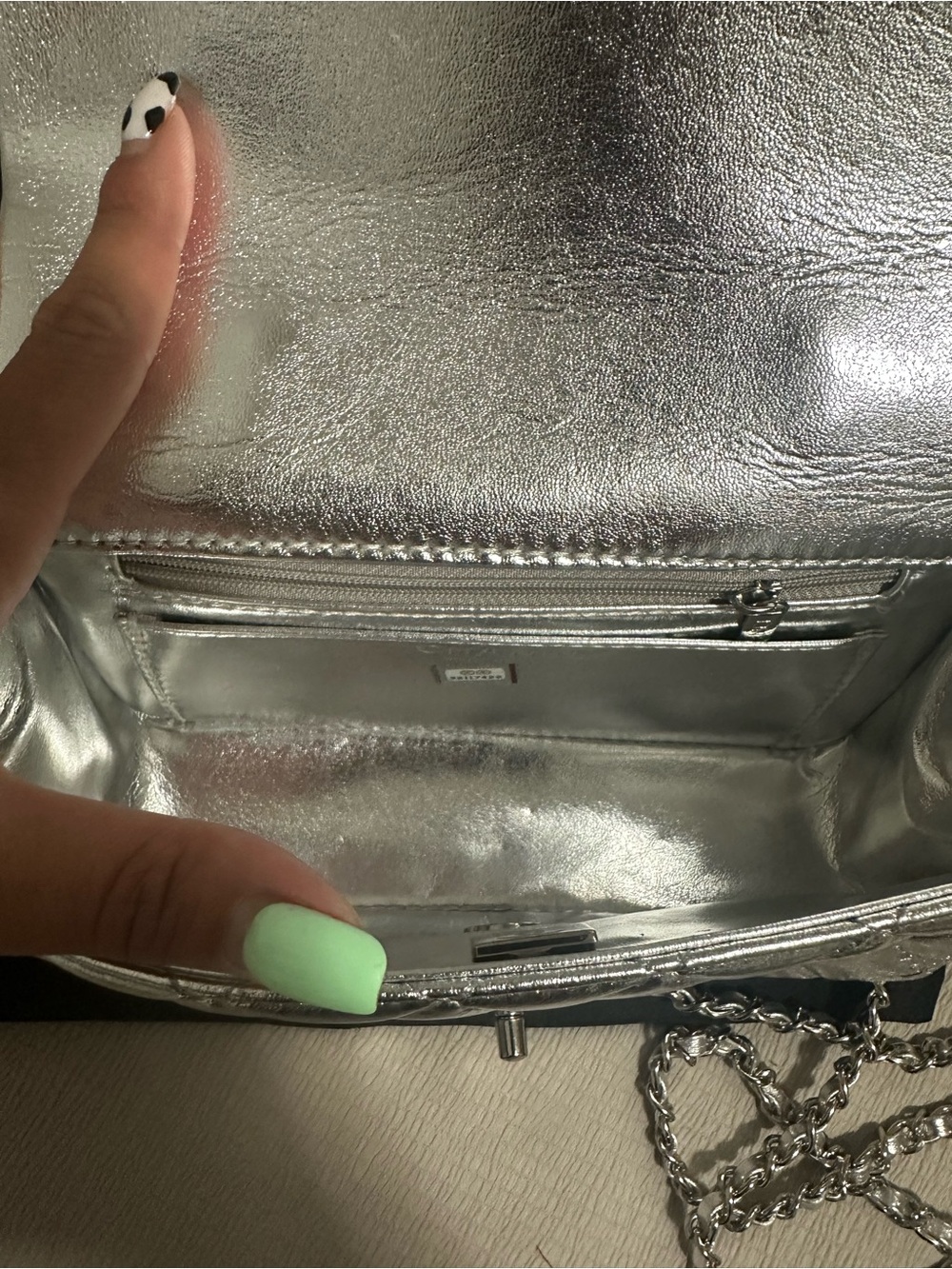 “CC” Metallic Bag - Picture 5 of 6